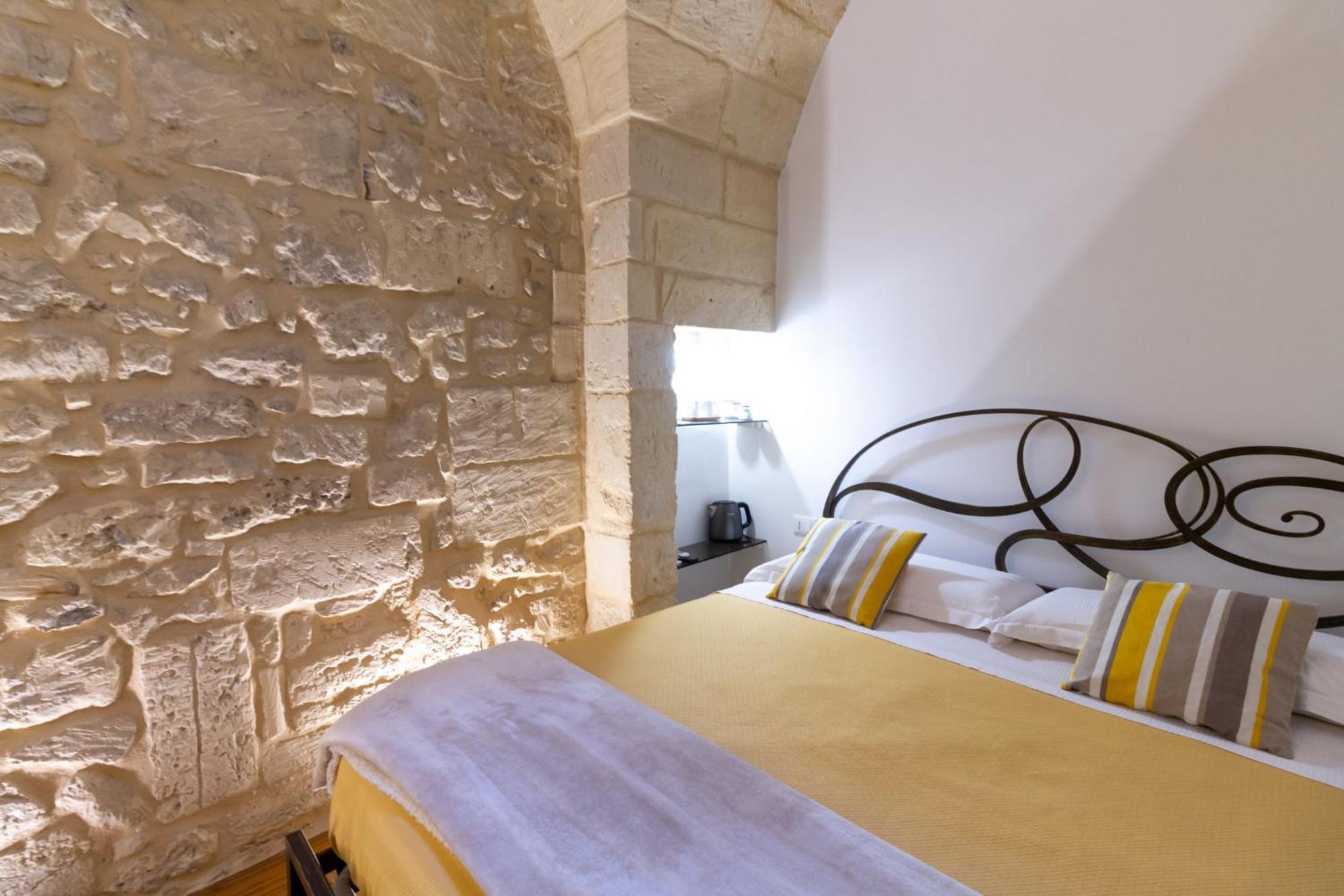 Le Nicchie Luxury Rooms Lecce Room photo