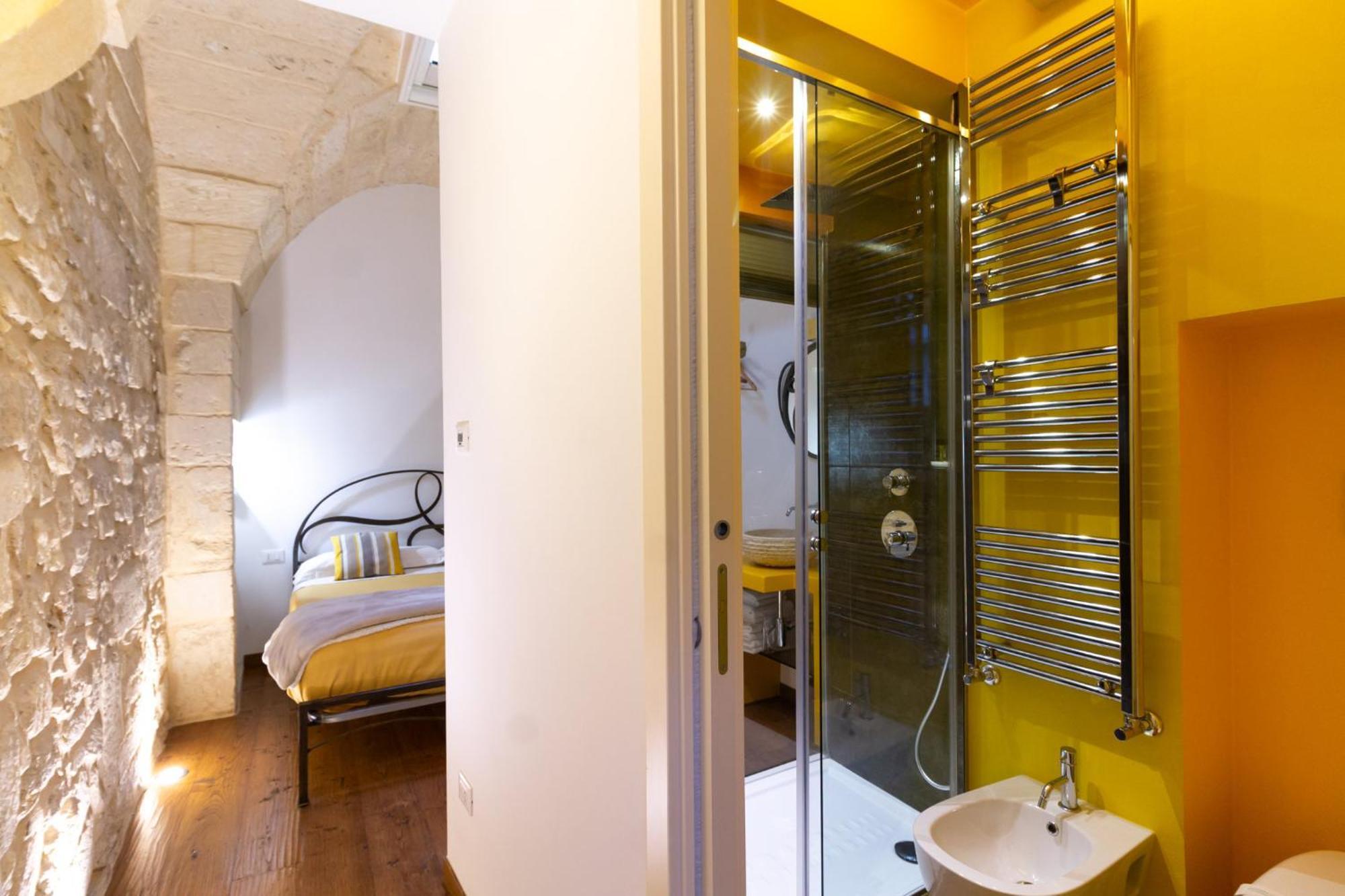 Le Nicchie Luxury Rooms Lecce Room photo